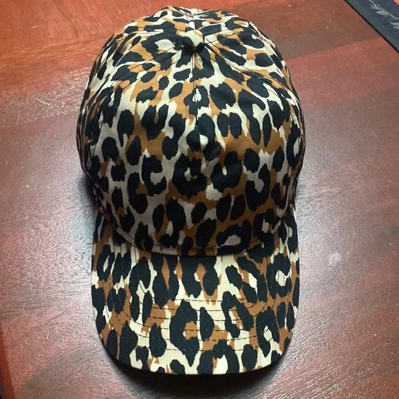 kate spade | Accessories | Kate Spade New York Leopard  display picture 1